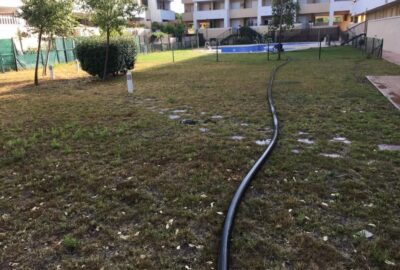 piscina en proceso de llenado